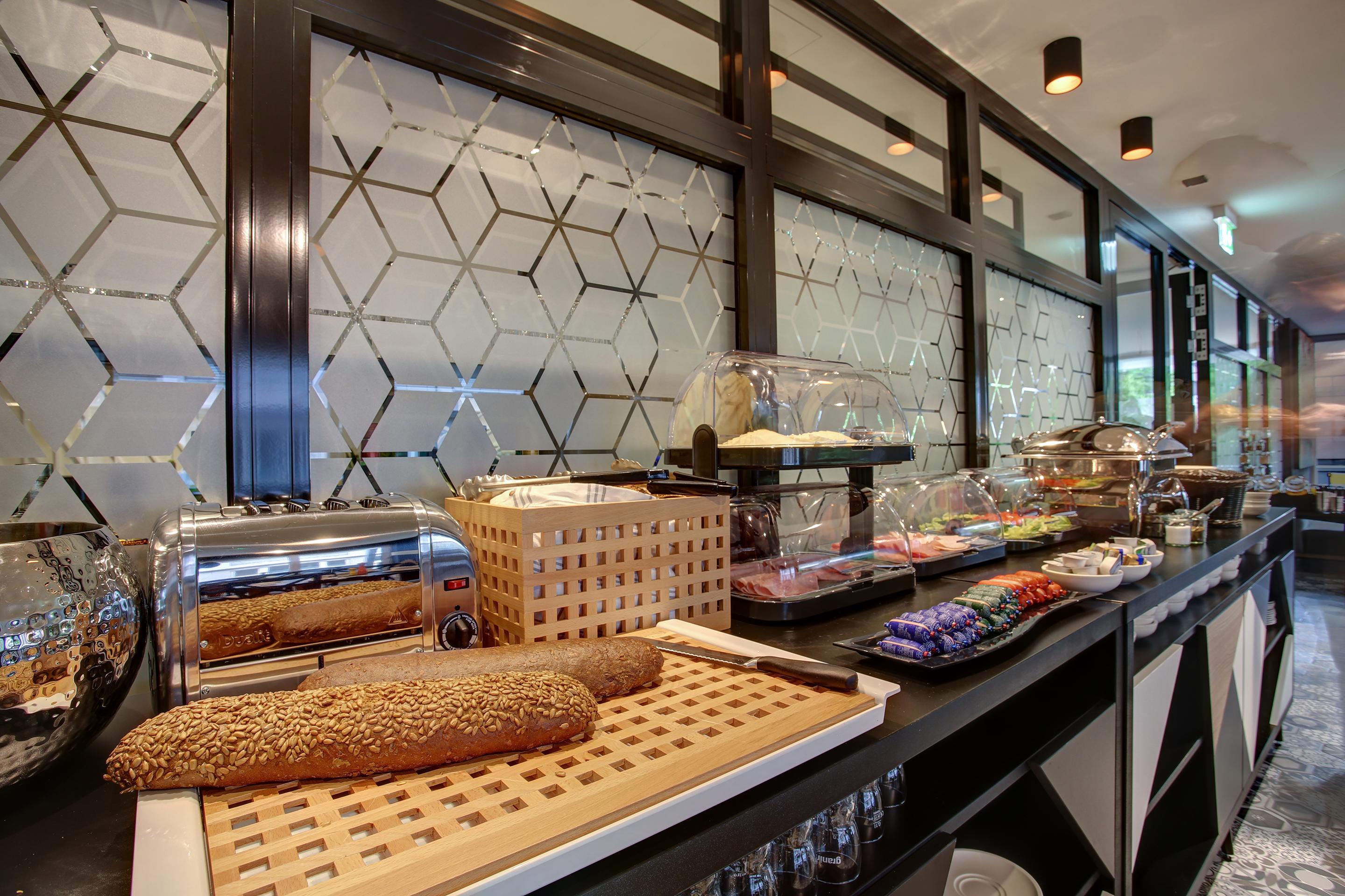 Vienna House Easy By Wyndham Dortmund City Ngoại thất bức ảnh