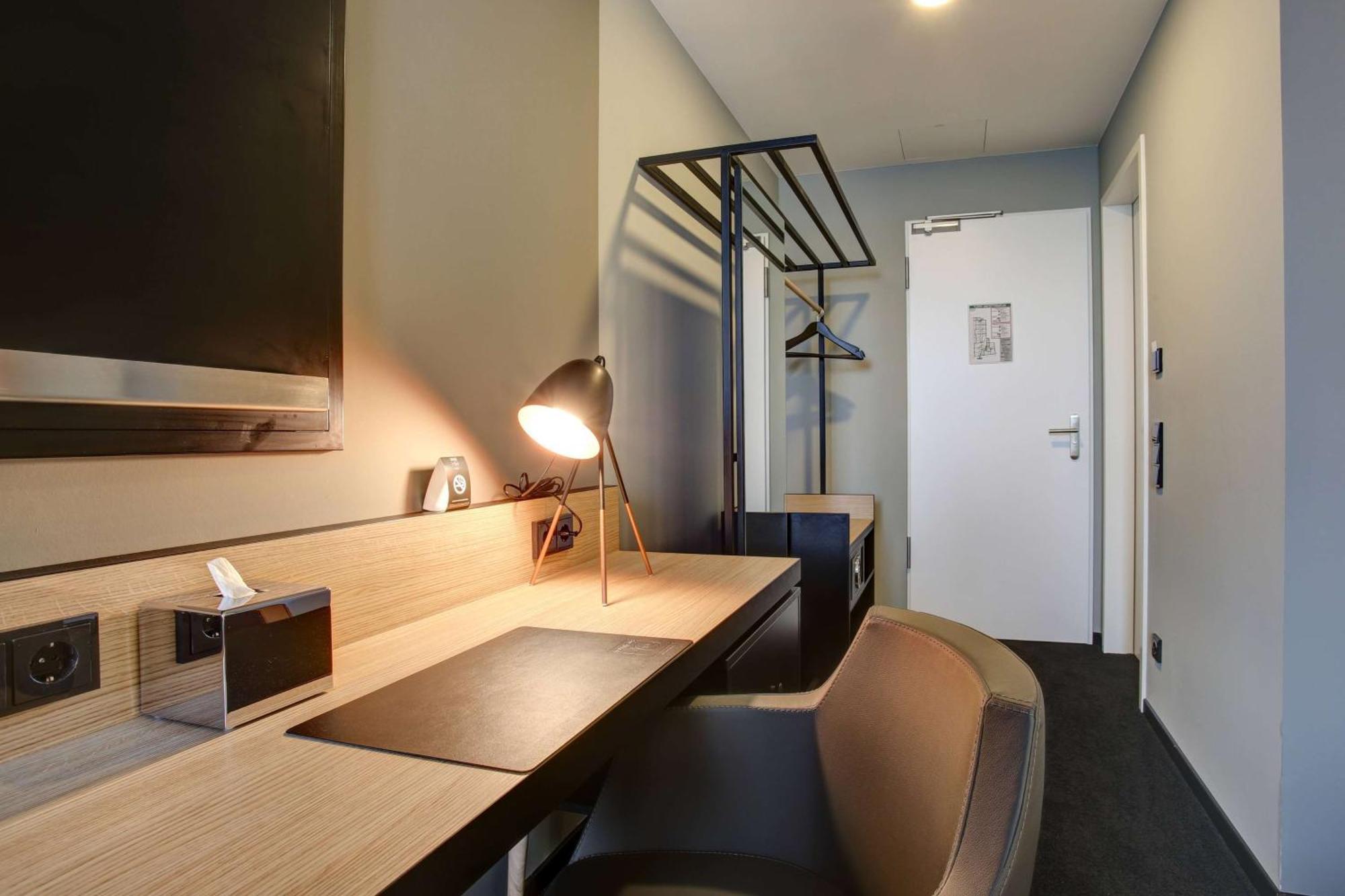 Vienna House Easy By Wyndham Dortmund City Ngoại thất bức ảnh