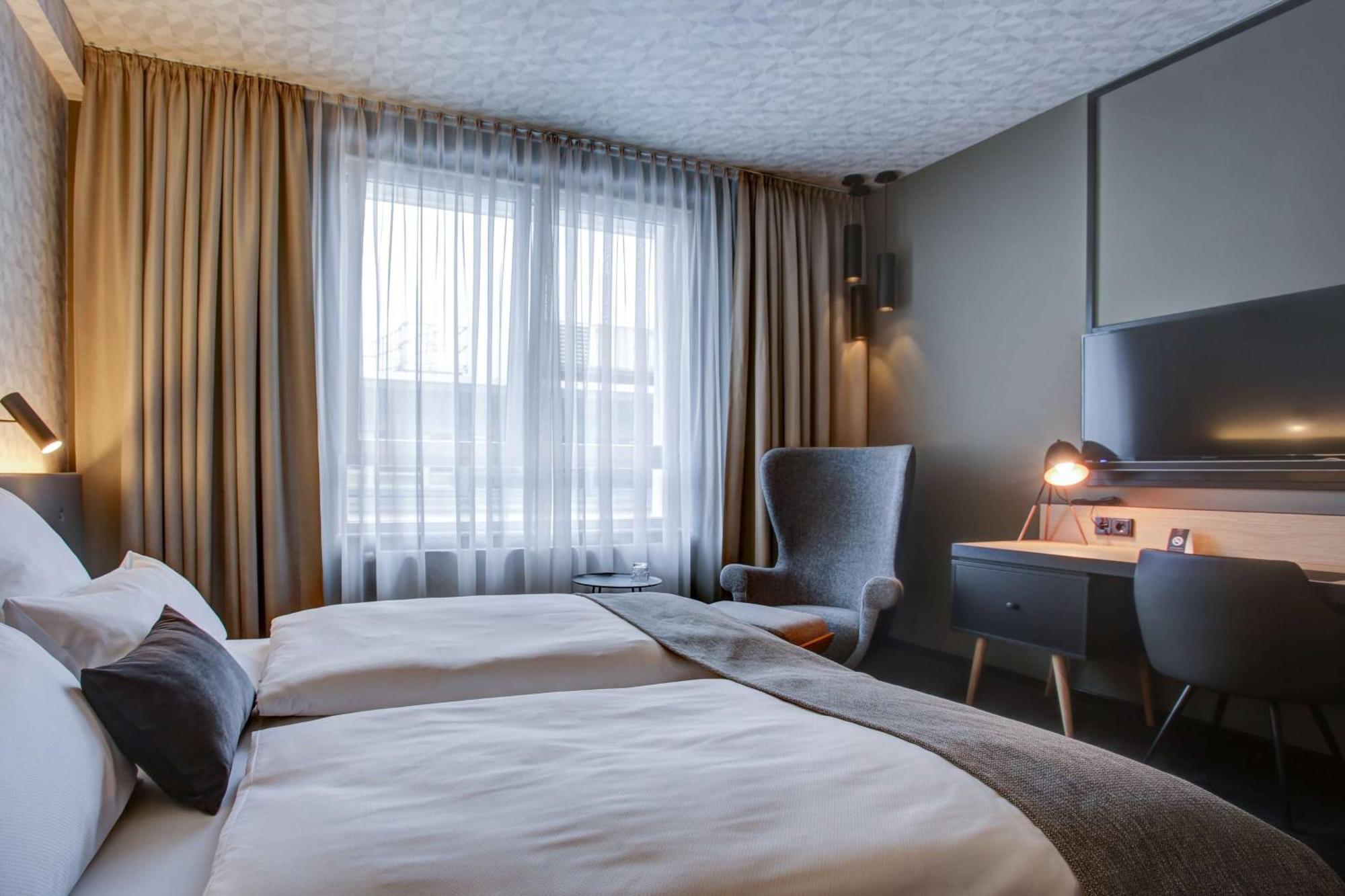 Vienna House Easy By Wyndham Dortmund City Ngoại thất bức ảnh