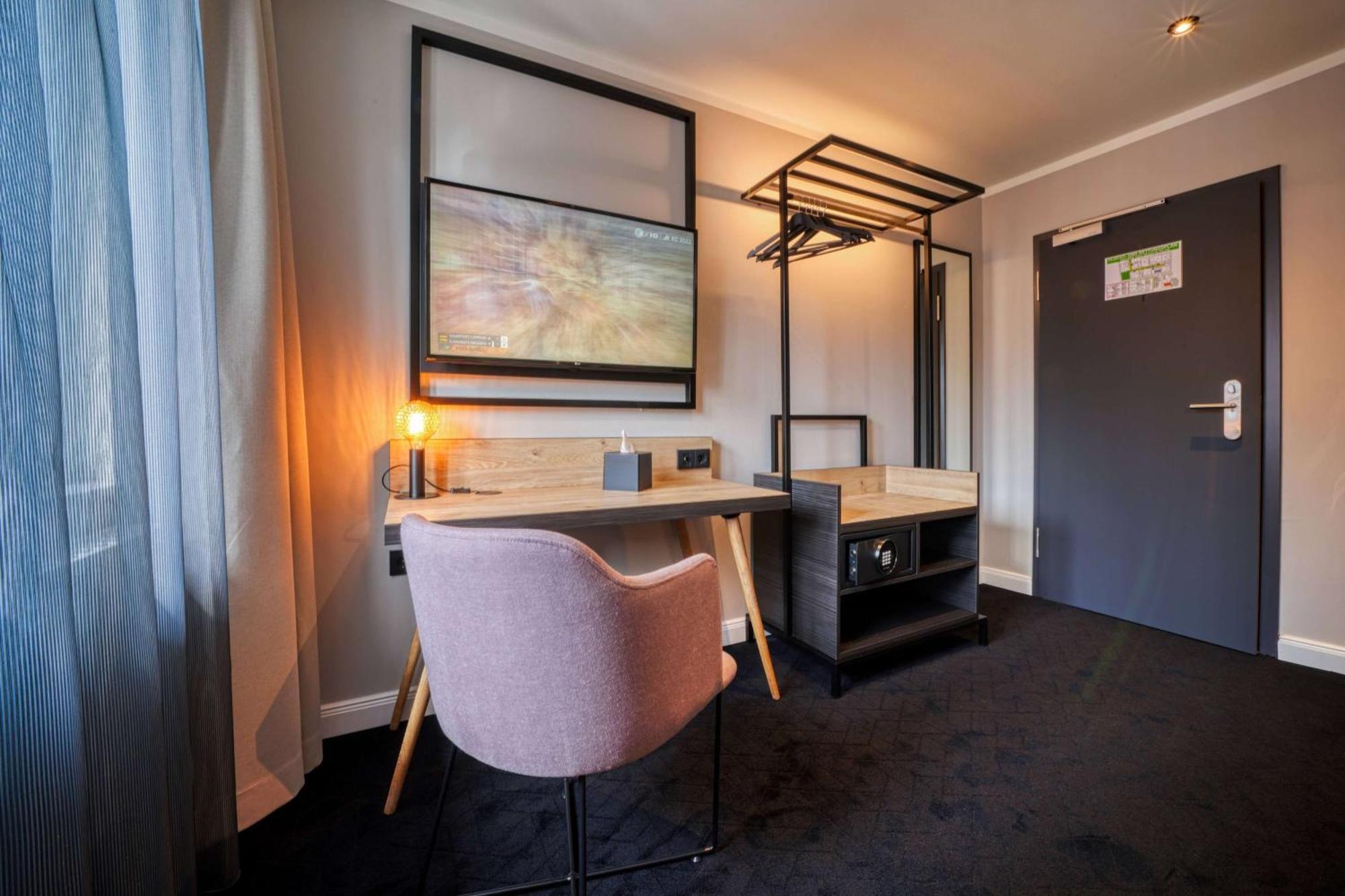 Vienna House Easy By Wyndham Dortmund City Ngoại thất bức ảnh