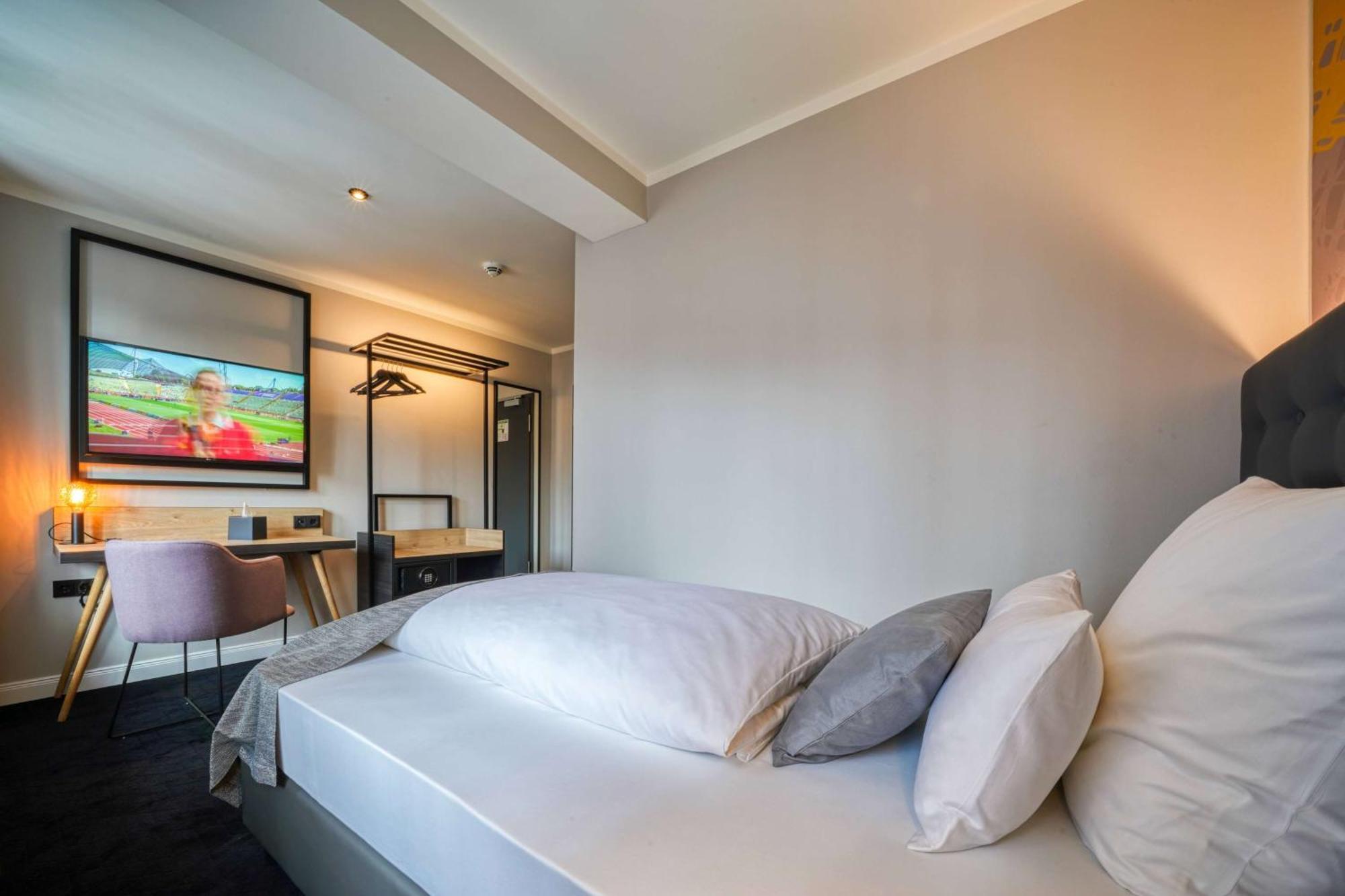 Vienna House Easy By Wyndham Dortmund City Ngoại thất bức ảnh