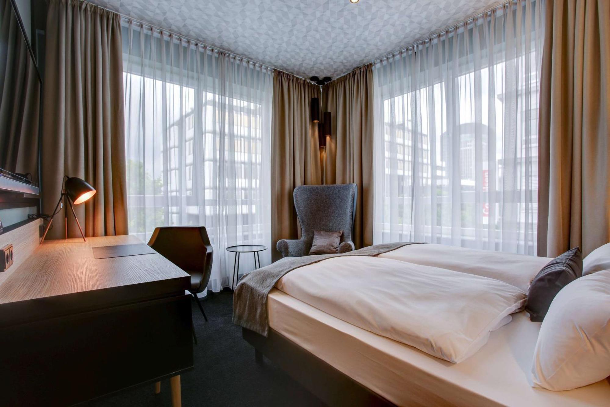 Vienna House Easy By Wyndham Dortmund City Ngoại thất bức ảnh